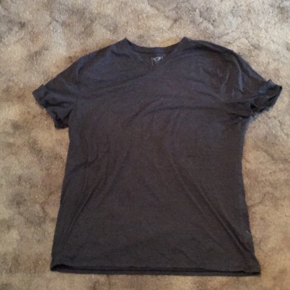 Men’s V neck